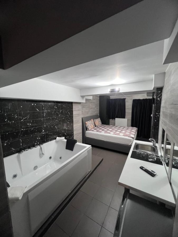 Jacuzzi Suites 2 Saloniki Zewnętrze zdjęcie