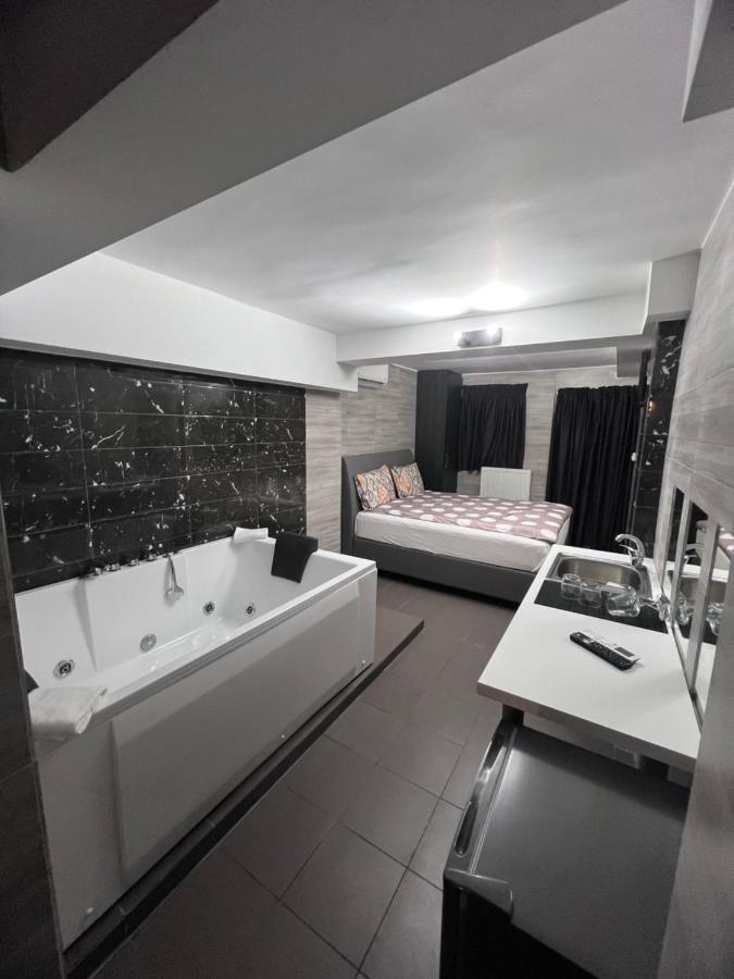 Jacuzzi Suites 2 Saloniki Zewnętrze zdjęcie